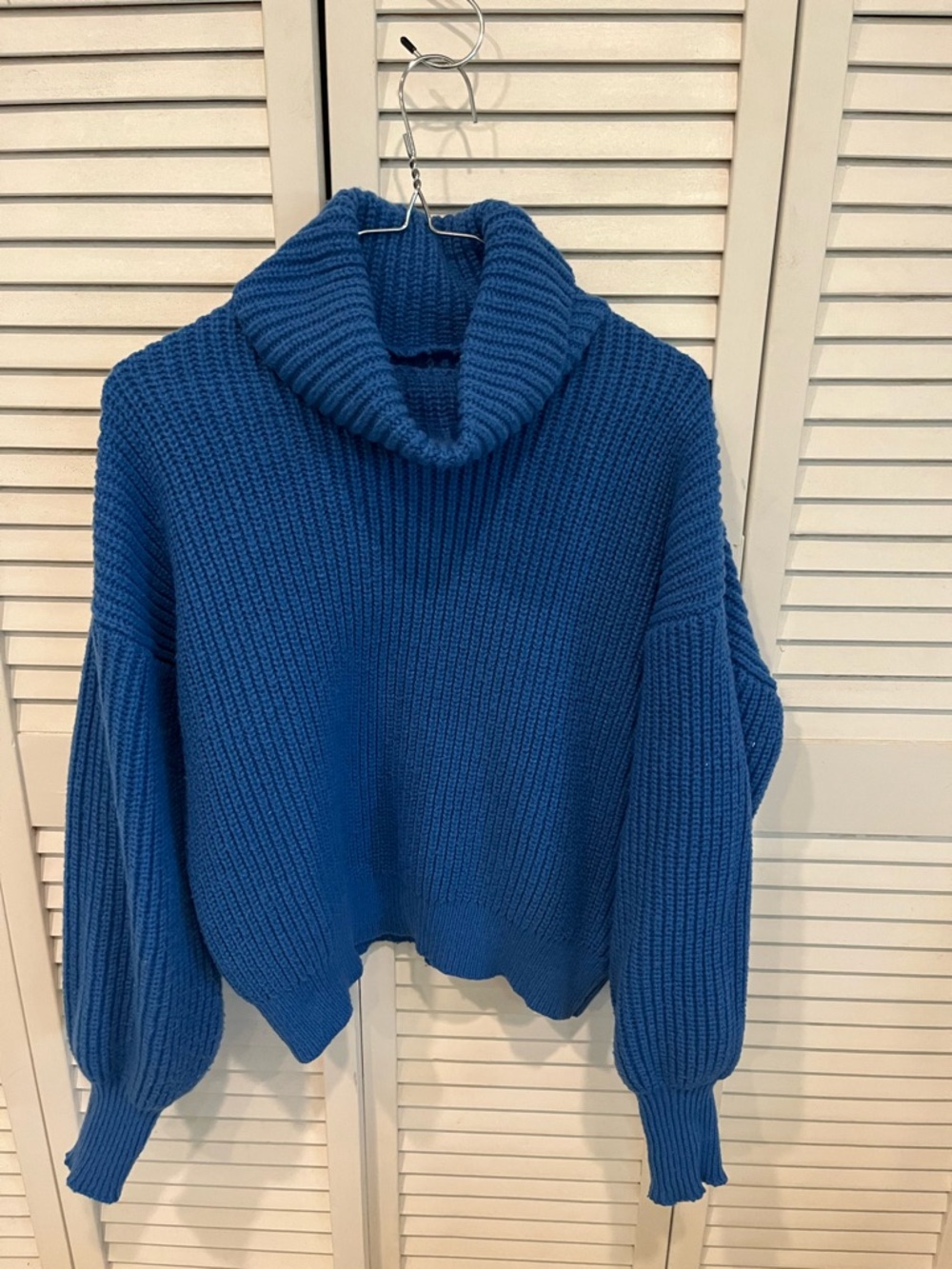 SHEIN Royal Blue Ribbed Turtleneck Sweater